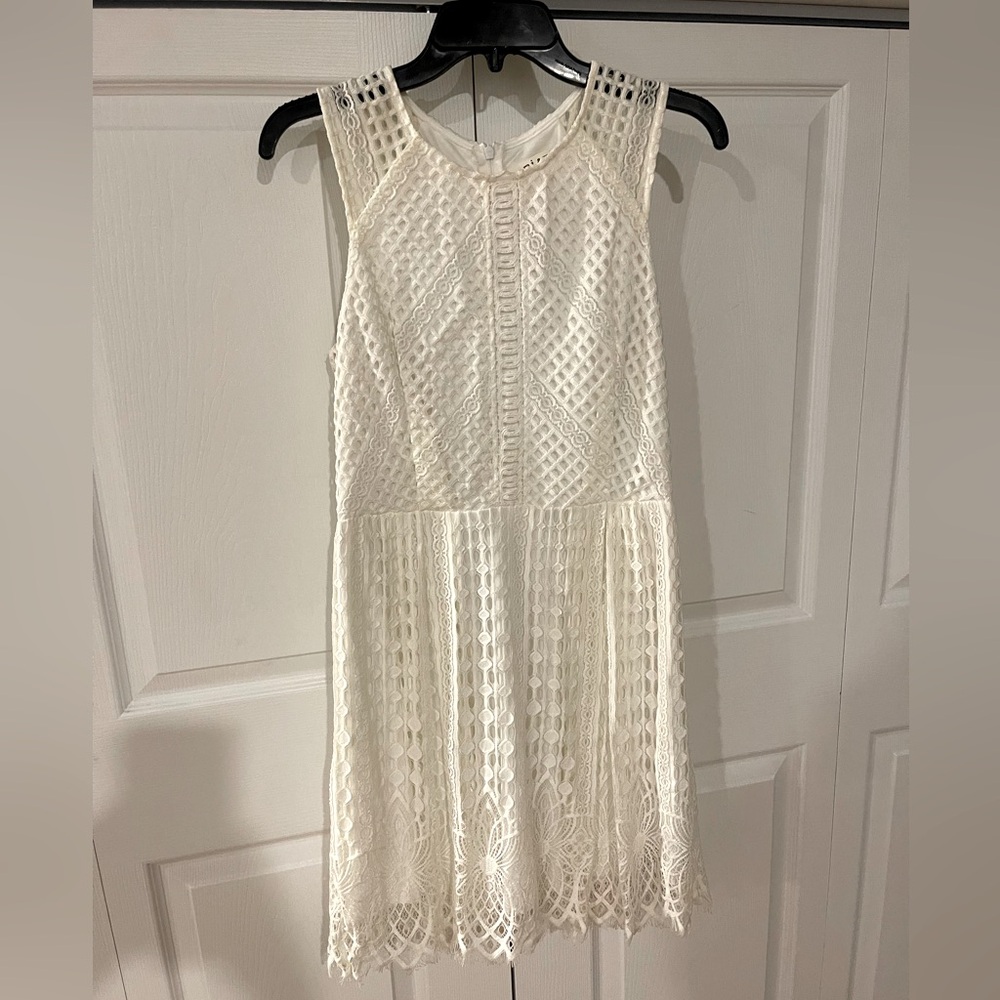 White dress 🤍